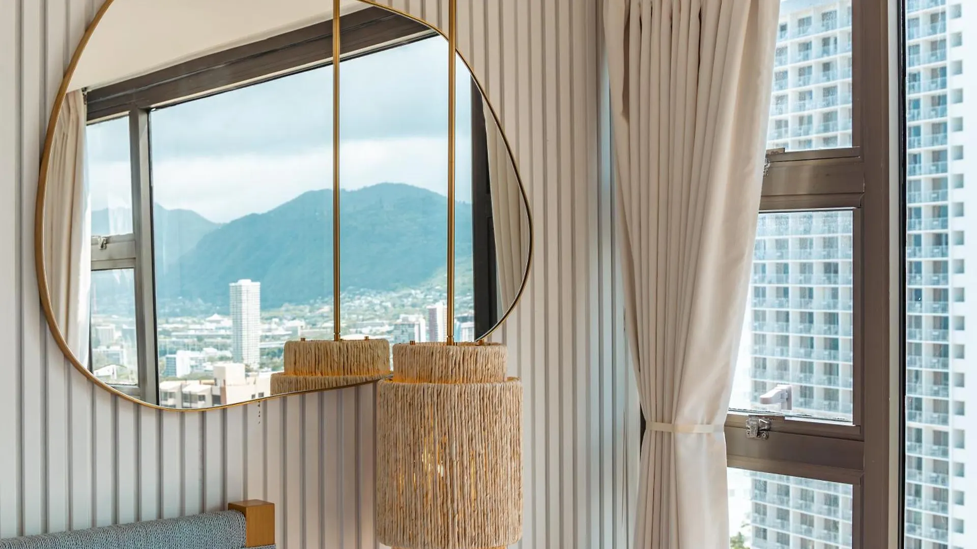 30Th Fl Luxury Ocean & Waikiki View With Free Parking Apartment Honolulu